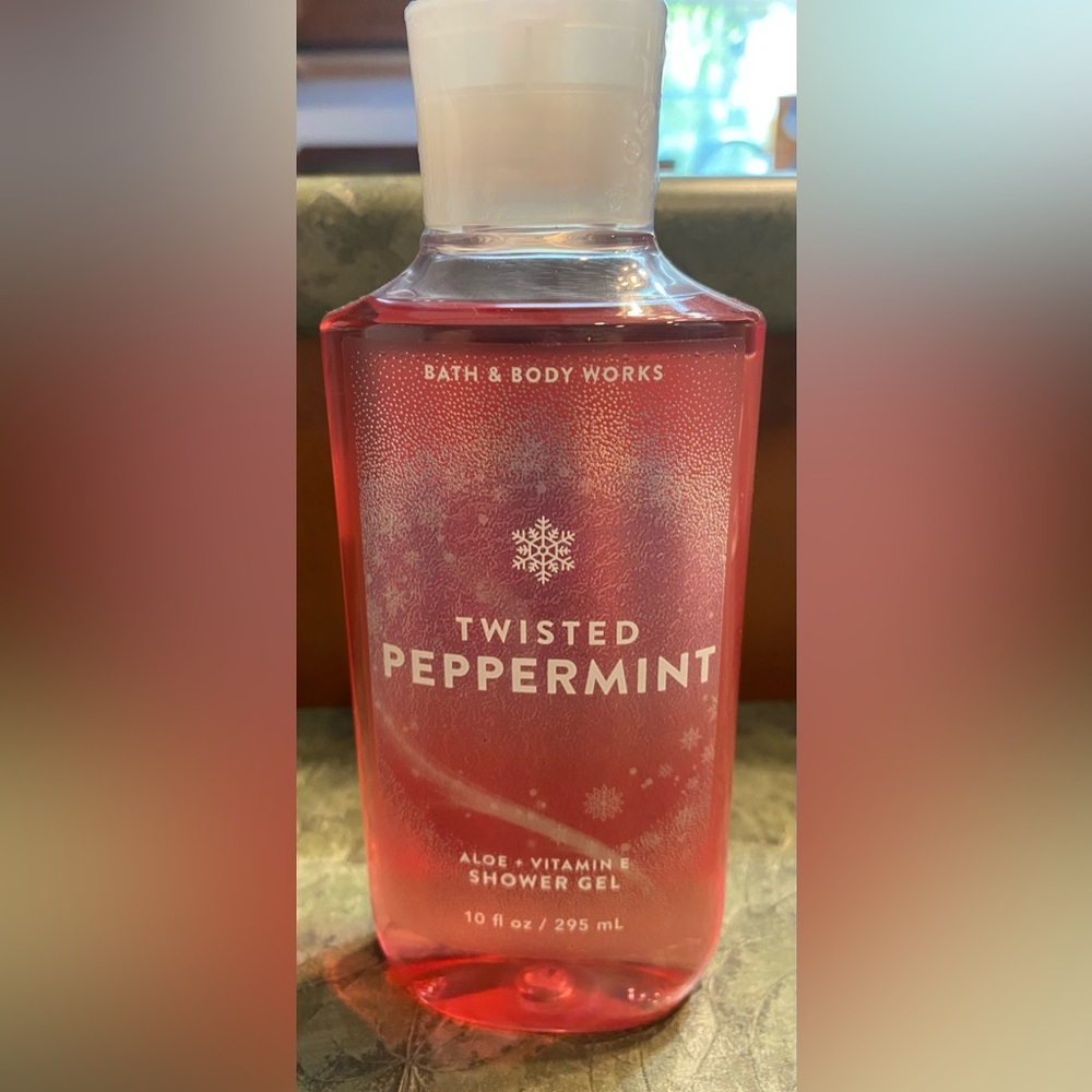 Bath & Body Works Twisted Peppermint Shower Gel